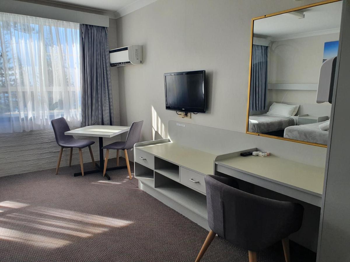 Seabreeze Beach Hotel Саут-Уэст-Рокс Экстерьер фото